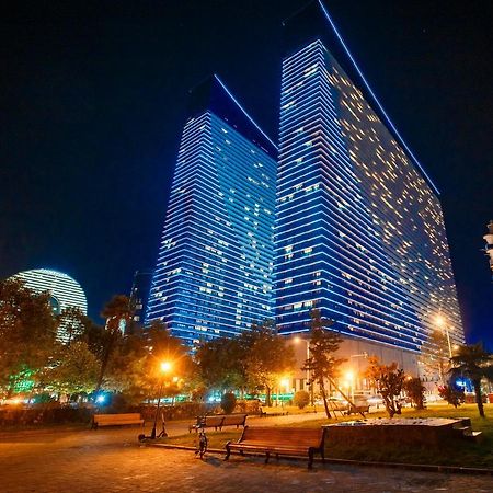 Orbi City Skyscraper With Sea View Батуми Экстерьер фото